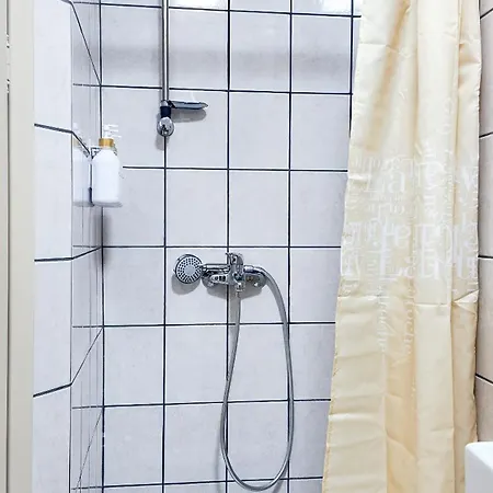 Kyma - Stylish In Old Town Apartman